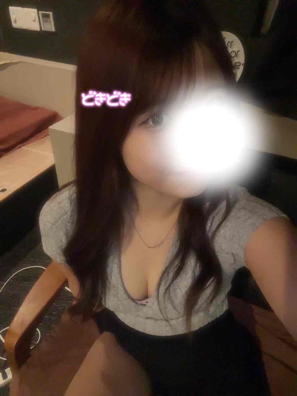 出勤してます._.⑅